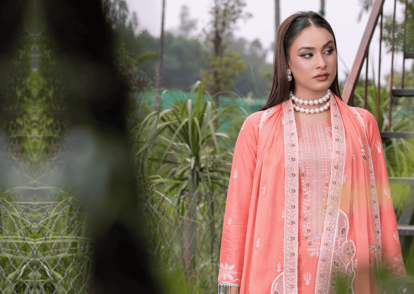 Mahrosh – Premium Embroidered Chiffon (Unstitched 3PC)