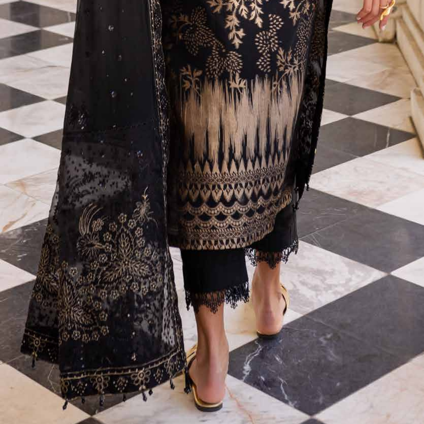 Nureh Embroidered Jacquard Lawn