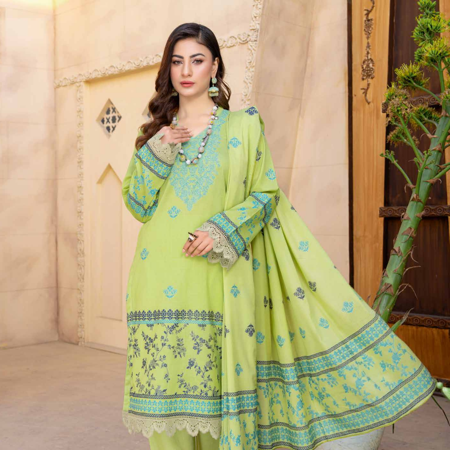 Ishq Exclusive Lawn Jacquard