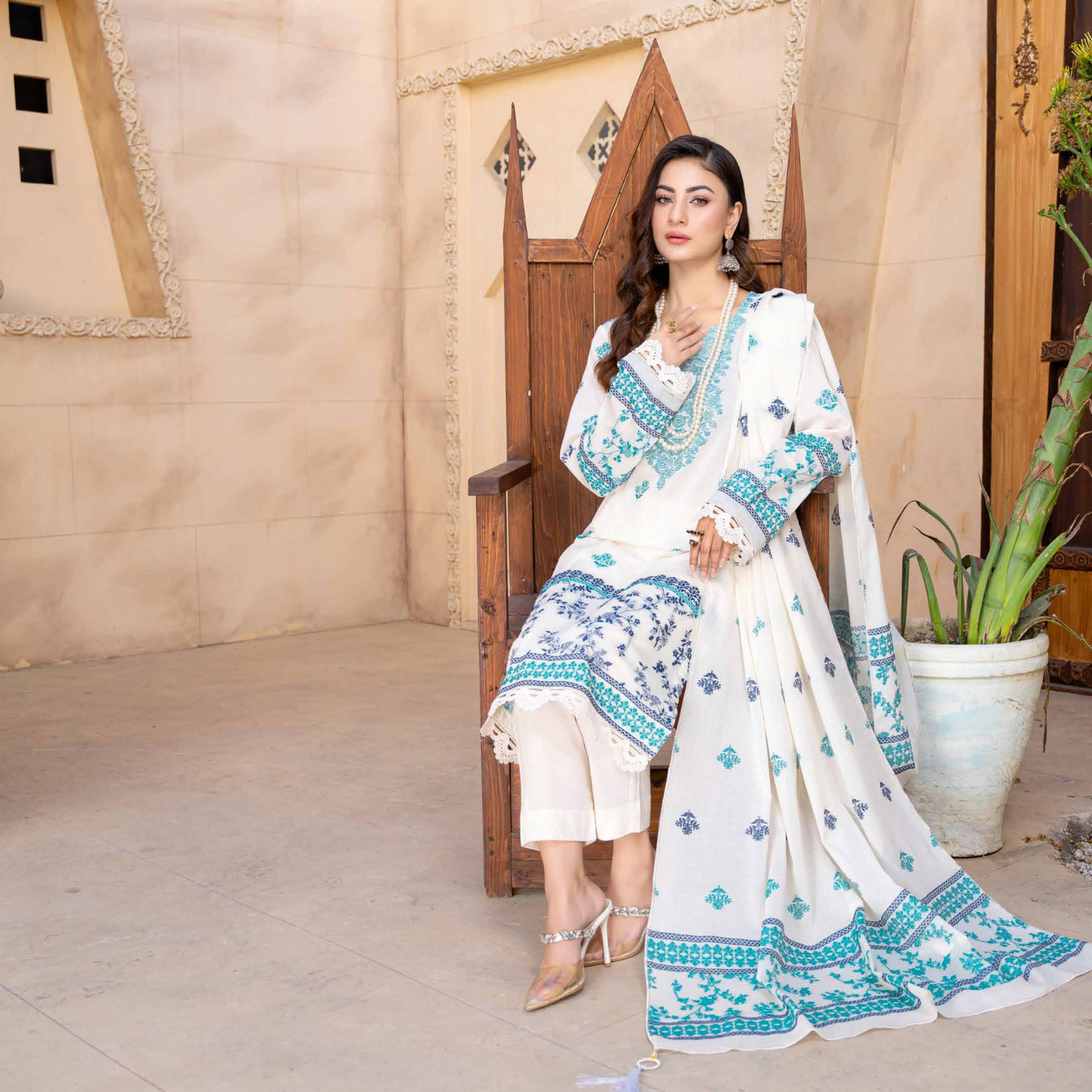 Ishq Exclusive Lawn Jacquard