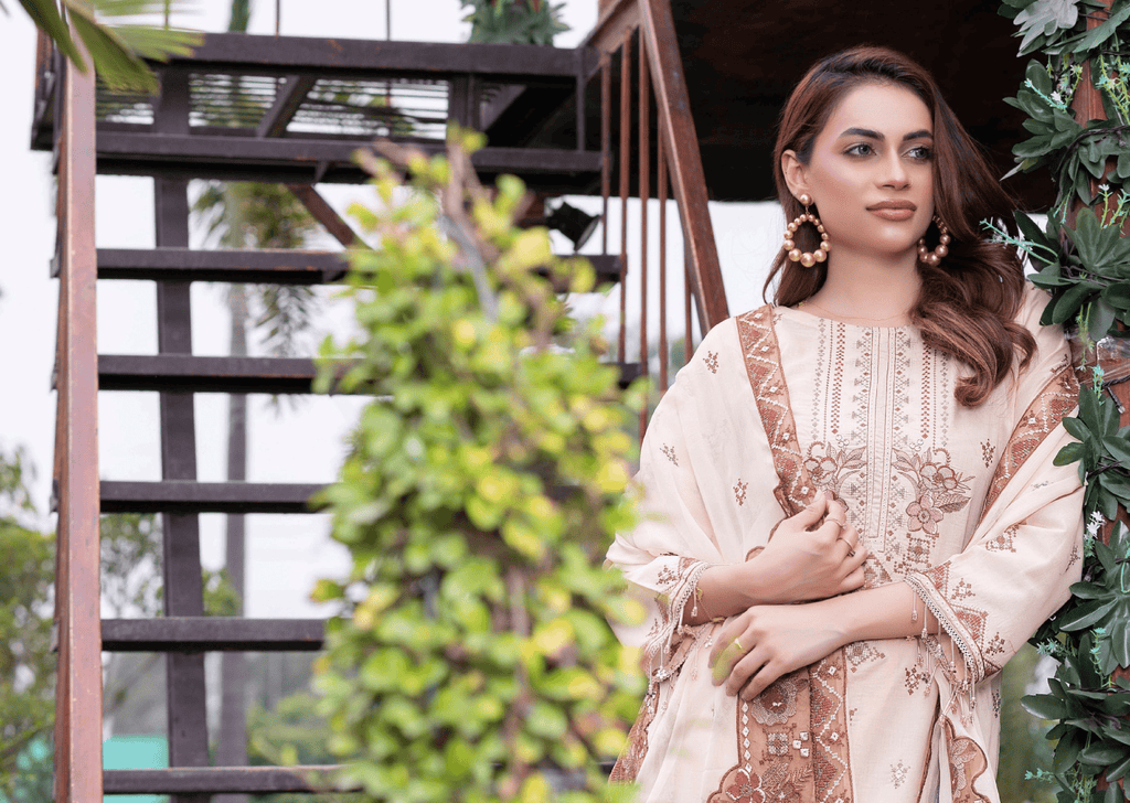 Mahrosh – Premium Embroidered Chiffon (Unstitched 3PC)